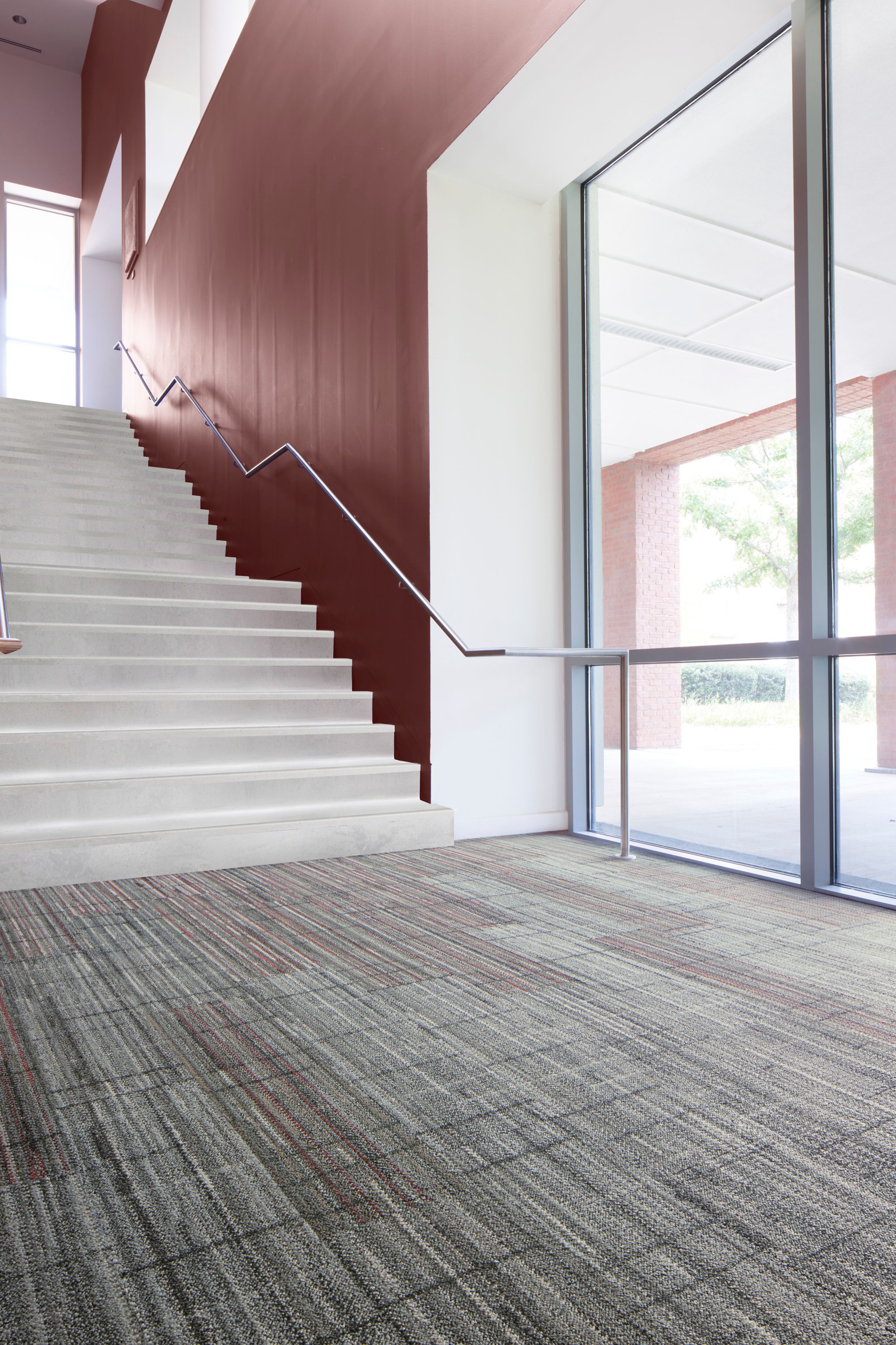 Interface In the Fold plank carpet tile with nora by Interface norament castello rubber flooring in workplace lobby and stairwell imagen n&uacute;mero 5